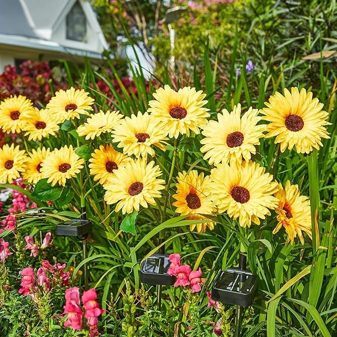 4 Pack Solar Lights Outdoor Garden Decor, Upgraded Outdoor Solar Garden Lights with 16 Glowing Daisy Flowers & Stems, Waterproof Auto ON/Off Solar Flowers Lights for Outside Garden Yard Patio